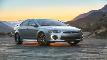 2016 Mitsubishi Lancer adds features, loses Ralliart